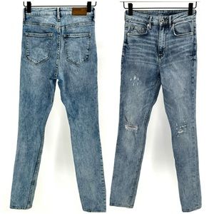 H&M &Denim Size 25 Skinny High Waist Jeans | Distressed Jeans Light wash Denim
